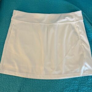 PGA tour White Athletic Skirt with shorts under